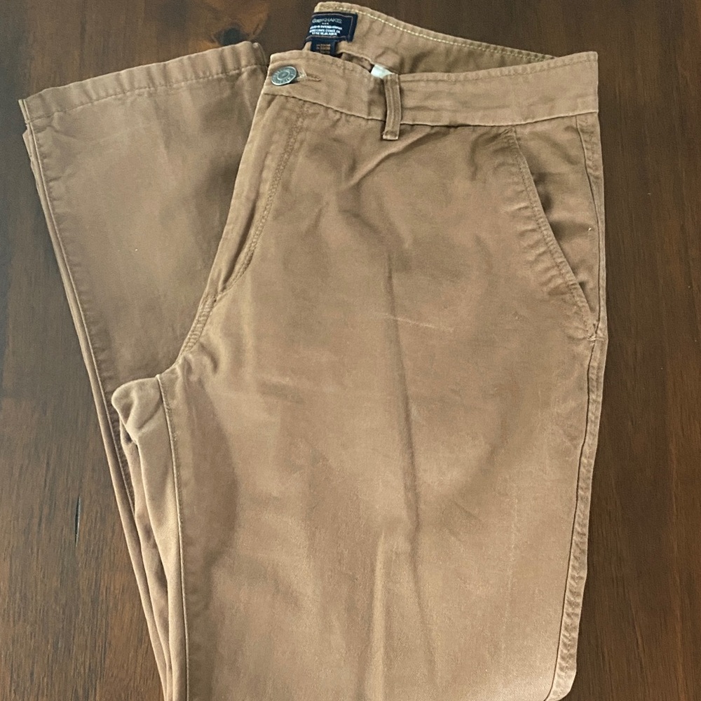 Classic Men's Chino Pants - Brown